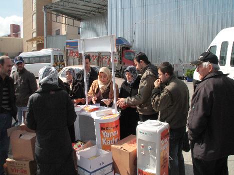 BAŞAKŞEHİRLİ HANIMLAR KADINLAR GÜNÜNÜ KUTLADI.